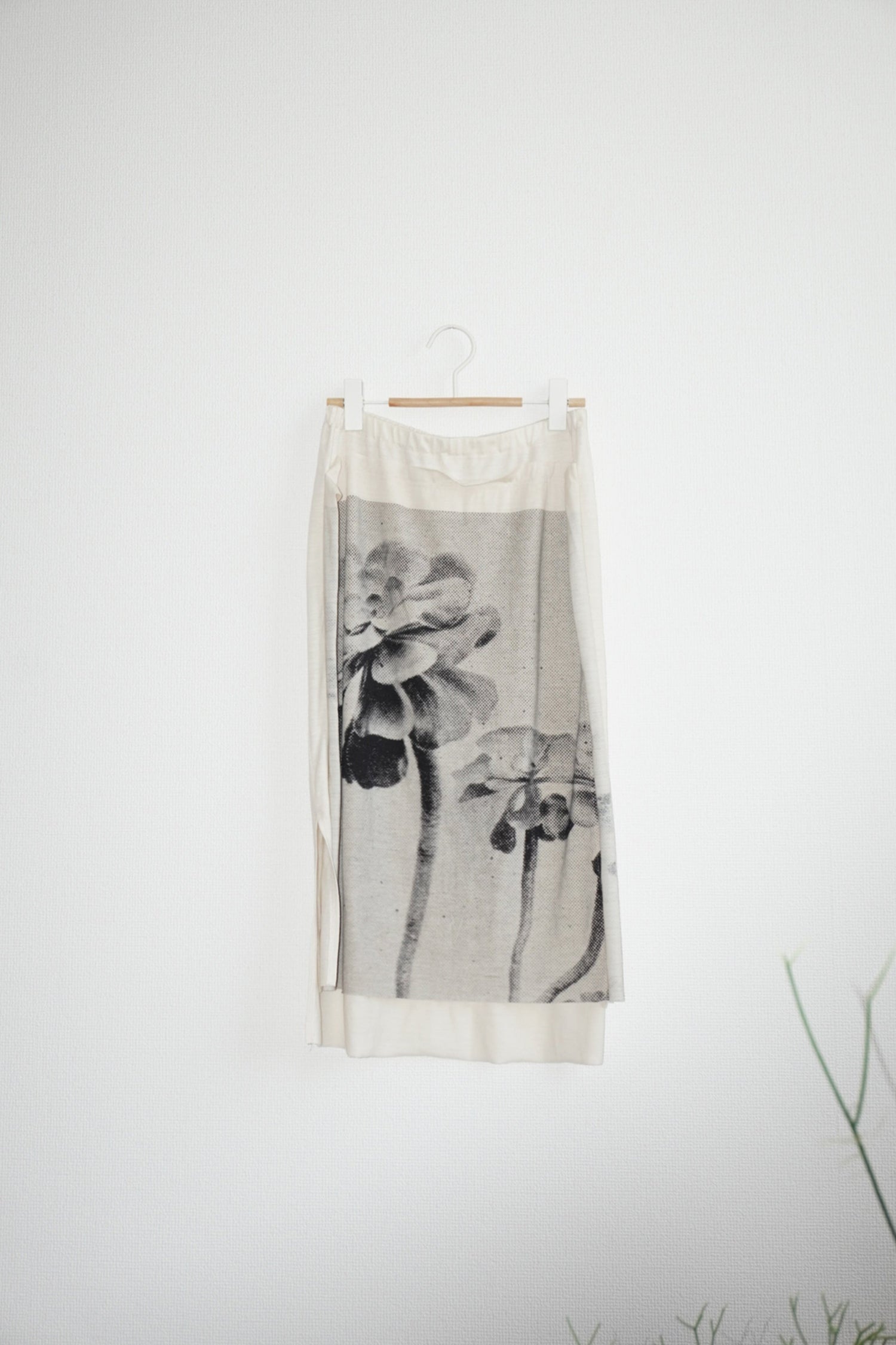 Front Panel Skirt in Cactus Rosette  / Cloud Wool Jersey